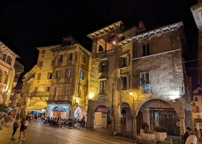 Апартаменты Casa Dell'edera - In Домодоссола